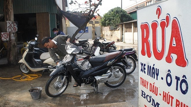 Thuê nhân viên cho tiệm rửa xe